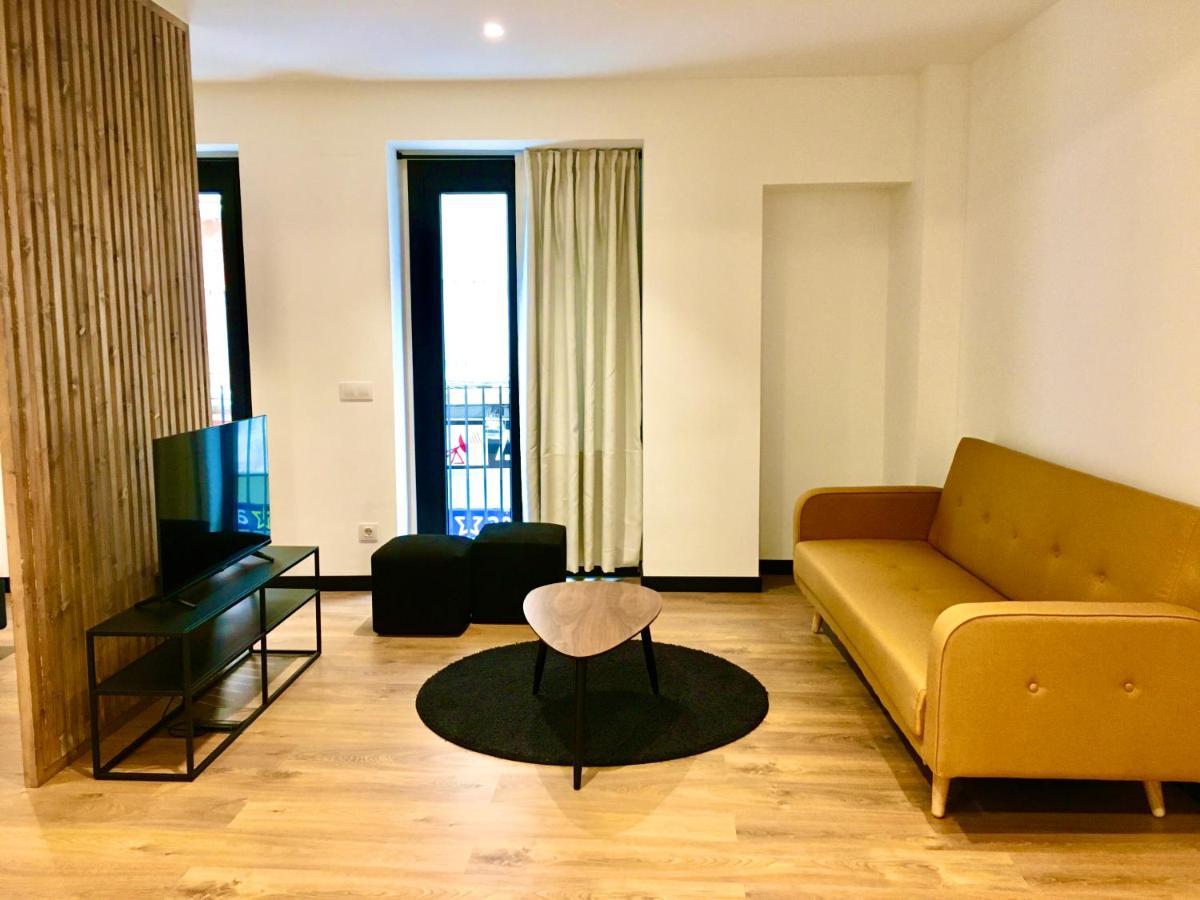 Loft De Diseno Con Balcon Apartment Figueres  Exterior foto
